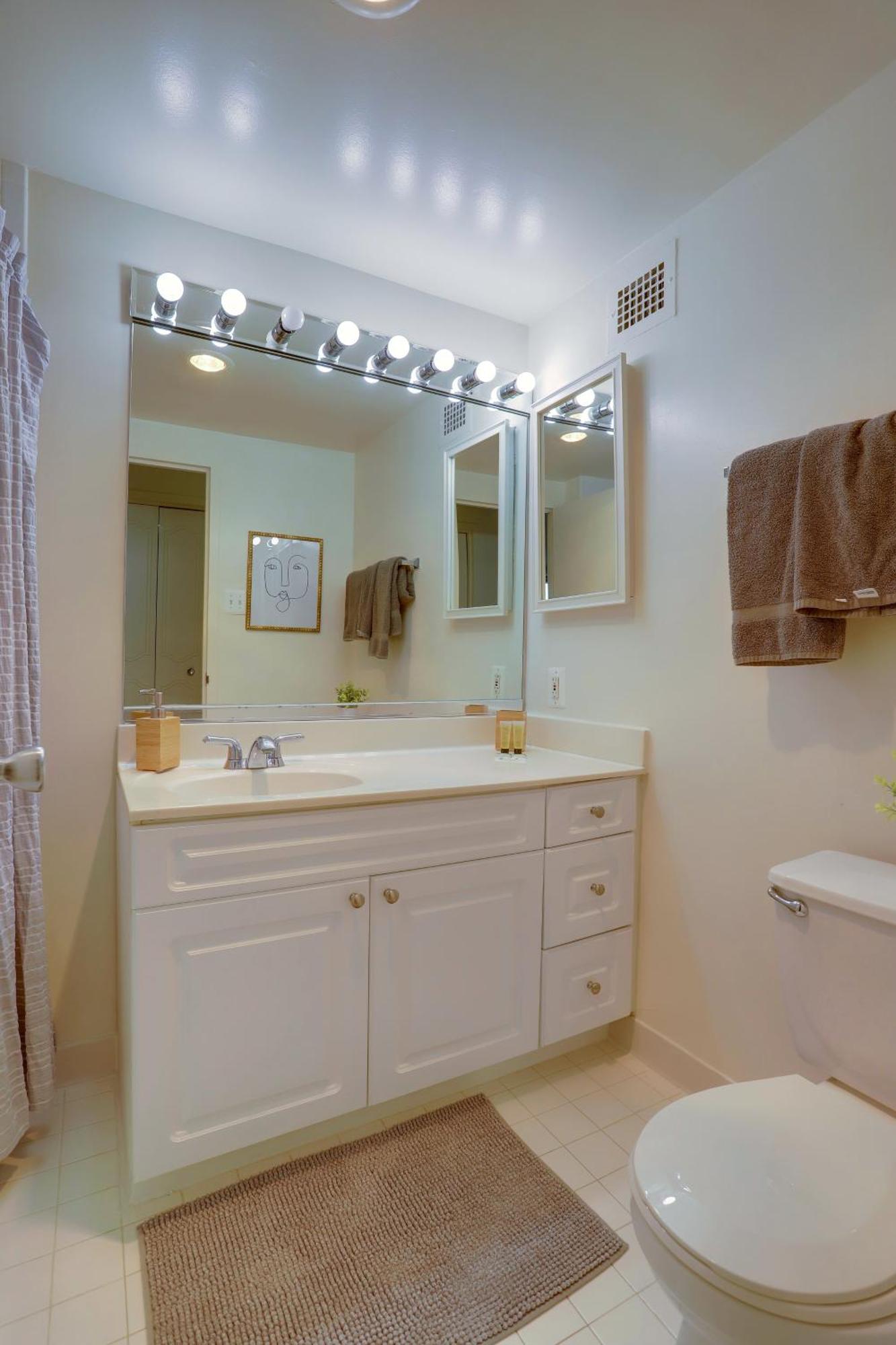 Fantastic 2 Bedroom Apartment With Gym At Arlington Ngoại thất bức ảnh