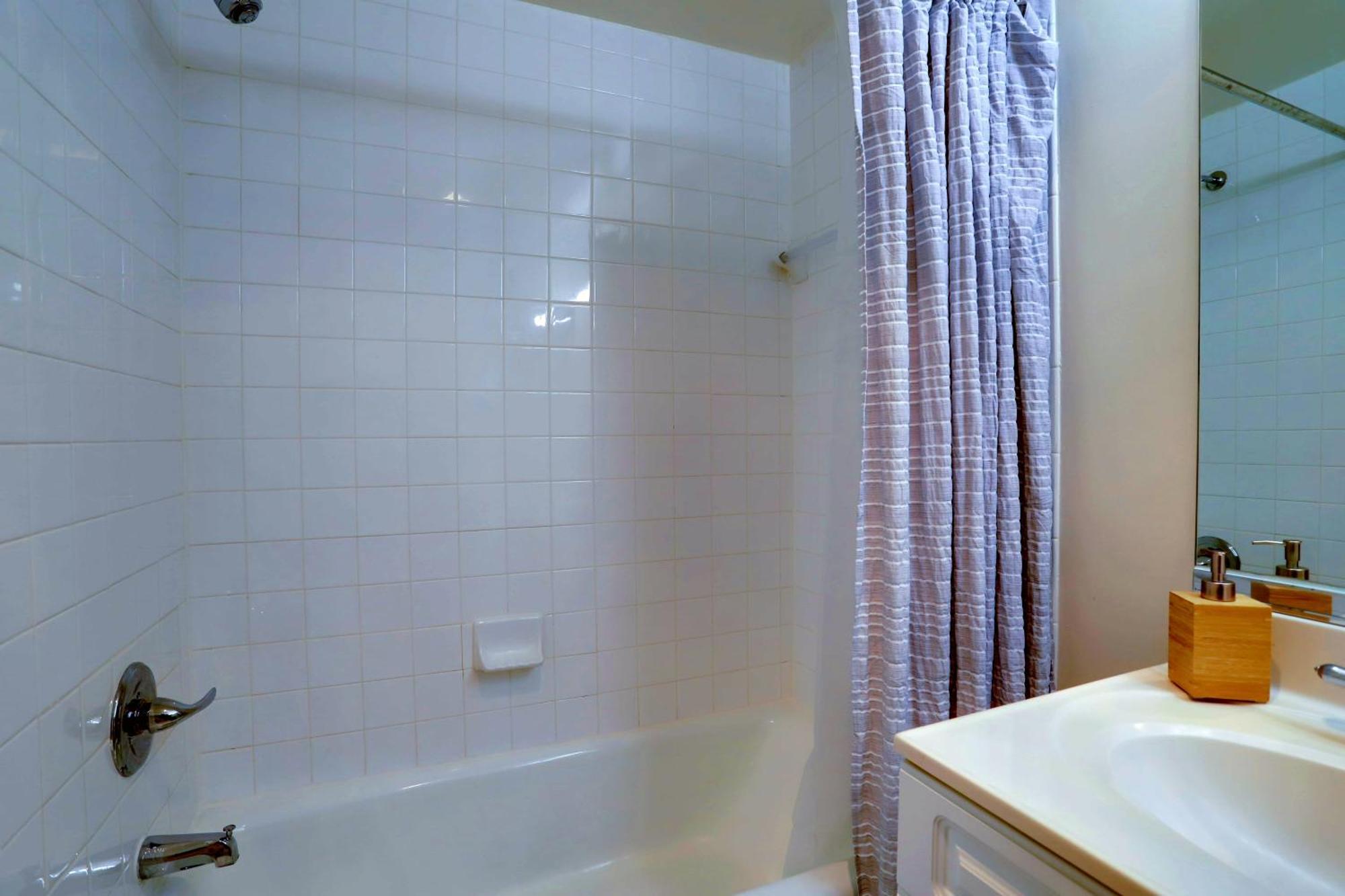 Fantastic 2 Bedroom Apartment With Gym At Arlington Ngoại thất bức ảnh